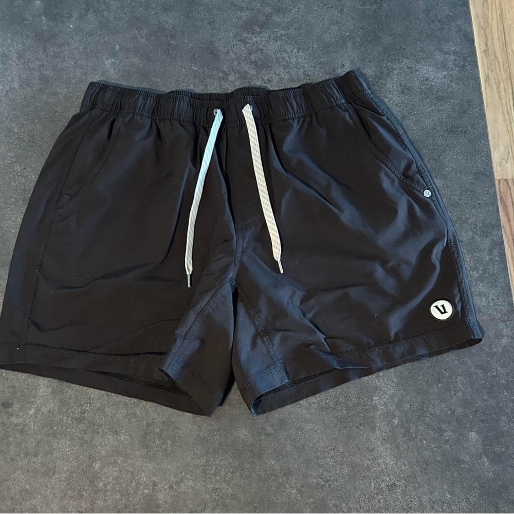 Men's Black vuori Shorts
